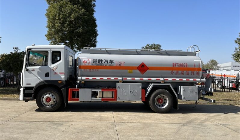 
12000L Fuel Tank Truck Dongfeng Dolica D9 full									