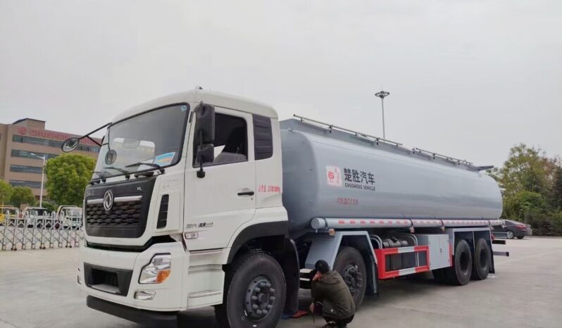 26000L Fuel Tank Truck Dongfeng Tianlong completo