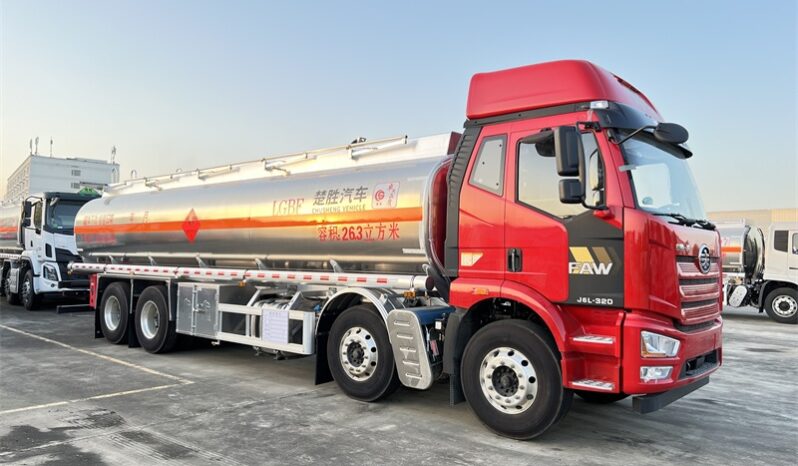 
26000L Fuel Tank Truck FAW Jiefang J6L full									