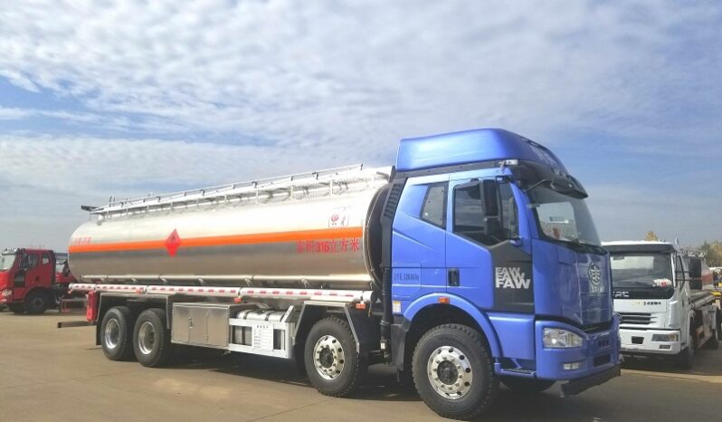 30000L Fuel Tank Truck FAW Jiefang completo