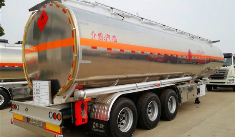 
Aluminum Alloy Fuel Tank Trailer full									