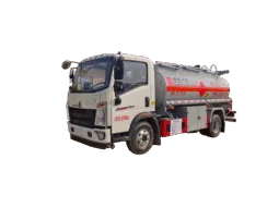 5000-liter-Fuel-Tanker-Truck-Sinotruk-HOWO-Main-Image