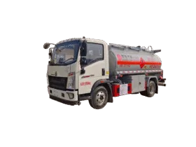 5000L রিফুয়েলিং ট্রাক সিনোট্রুক হাও