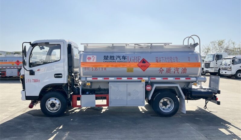 
5000L Fuel Tank Truck Dongfeng Dolica full									