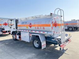 
5000L Fuel Tank Truck Dongfeng Dolica full									