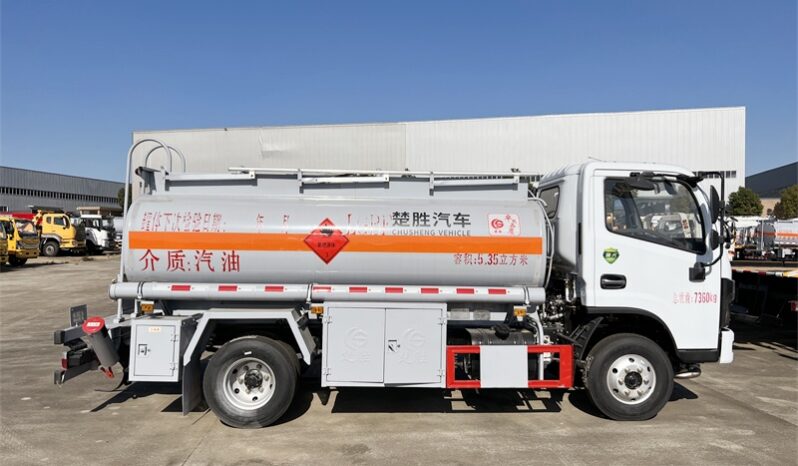 
5000L Fuel Tank Truck Dongfeng Dolica full									