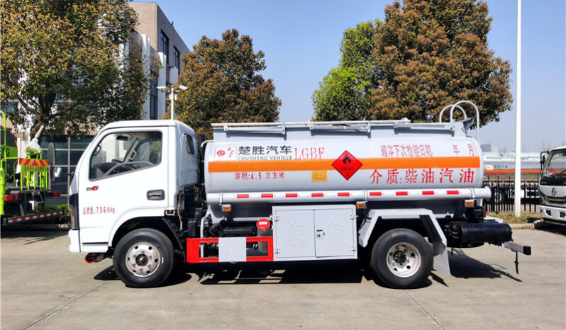 
5000L Refueling Truck Dongfeng Dolica full									