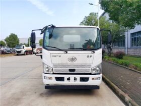 Camión cisterna de combustible de 8000 litros FAW Jiefang Tiger VH