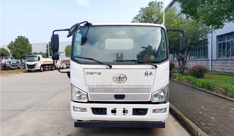 
8000L Fuel Tank Truck FAW Jiefang Tiger VH full									