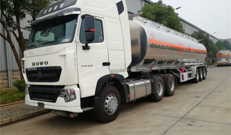 
Aluminum Alloy Fuel Tank Trailer full									