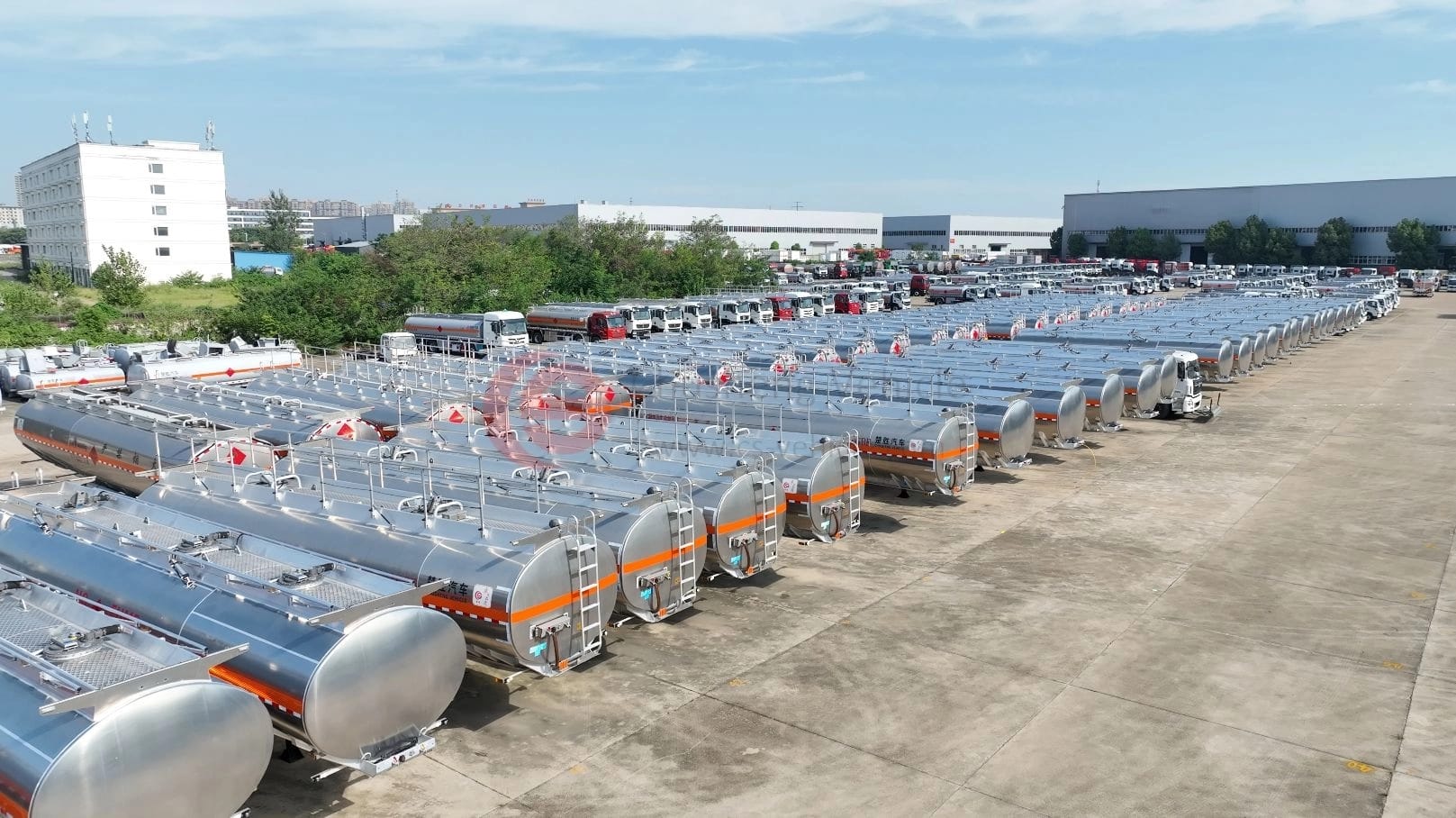 CS Tank Trucks Successfully Delivers 1,000 Units of 35,000L Tanker Trailers to the Middle East Aerial view 3